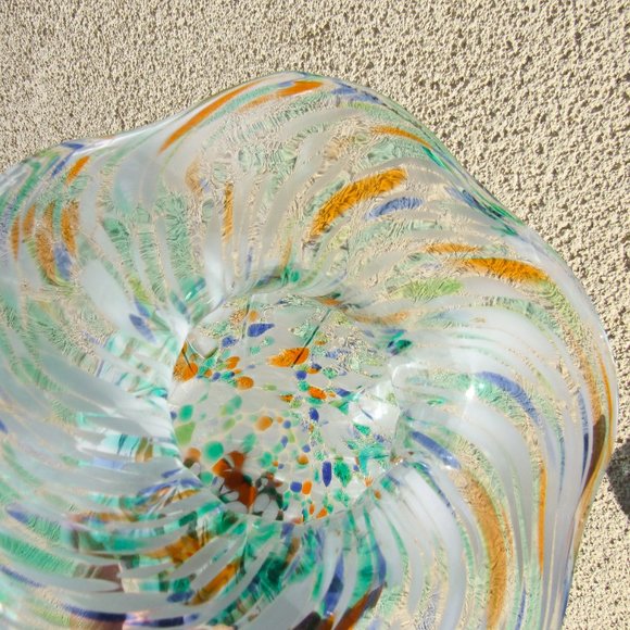 Artisan Glass Flower Vase Ruffle Rim Speckled Multicolor-Medium Bloom Vase - Picture 5 of 11